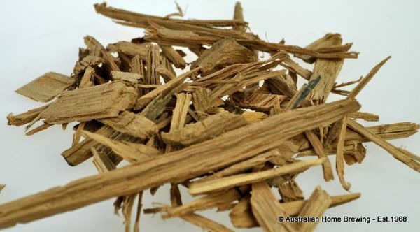 Oak chips American untoasted / seasoned